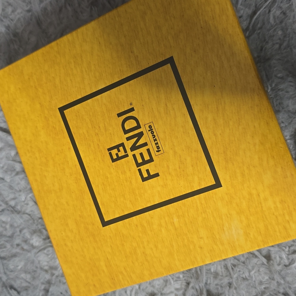 Fendi Hand Towels - Brown and Cream - Picture 5 of 5